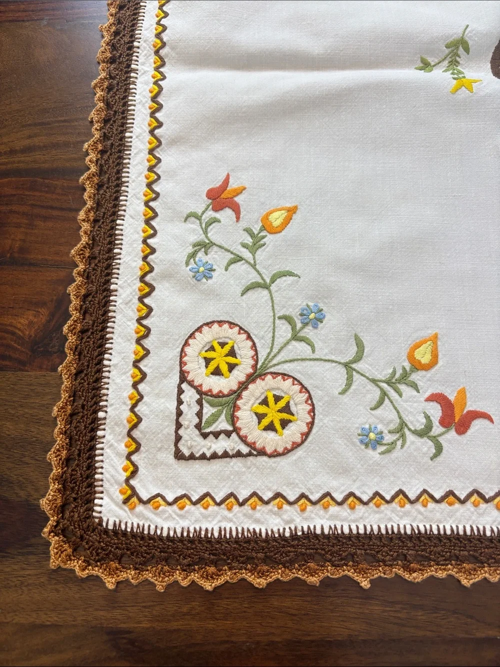 N/A elegant vintage
